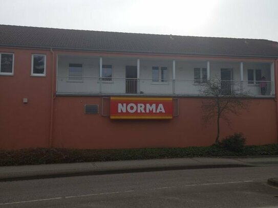 Schöne 3-Raum Wohnung über einen Einkaufsmarkt in Stendal wohnen