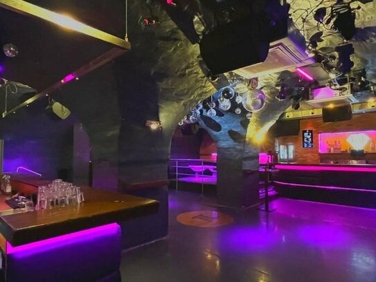 Exklusive Disco/Club/Lounge/Bar in Augsburger Fußgängerzone_vielseitig nutzbar_Inventar zur Ablöse