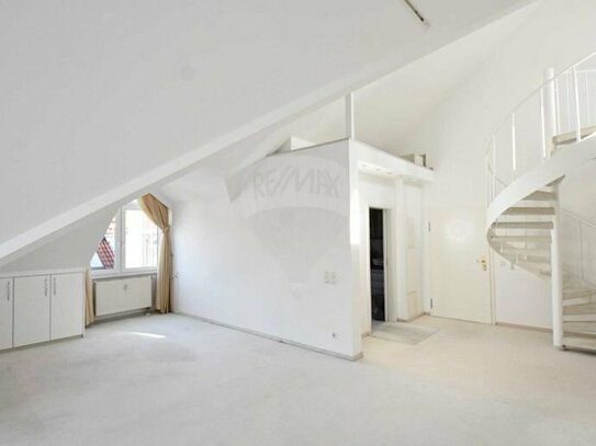 Helle und geräumige 3,5 Zimmer-Maisonette-Wohnung mit Balkon und Dachterrasse Bad Homburg-Kirdorf