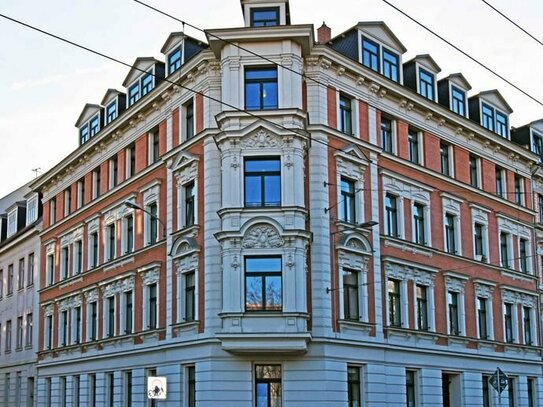 Ihr neues Zuhause in Leipzig Ost! // Gehobene 2-Zimmer-Wohnung mit Balkon // Sanierter Altbau