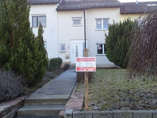 Top renoviertes Einfamilienhaus mit Garten in ruhiger Lage von Schwenningen. Sofort frei!!!
