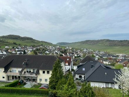 Wohnen am Südhang mit unverbaubarem Weitblick