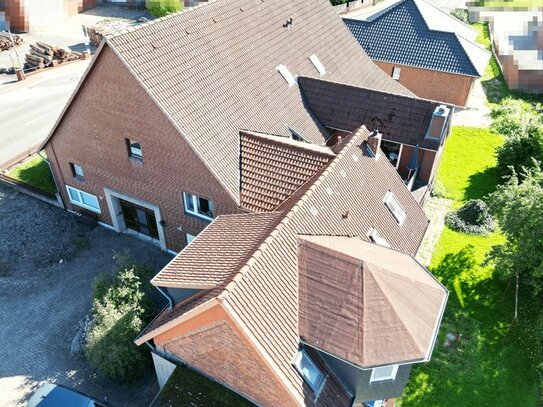 RUDNICK bietet: PROVISIONSFREI für den Käufer... Tolles 2 Familienhaus mit viel Platz