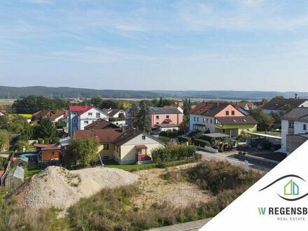 **Bieterverfahren** Startpreis: 445.000 € Grundstück mit viel Potenzial in Regendorf