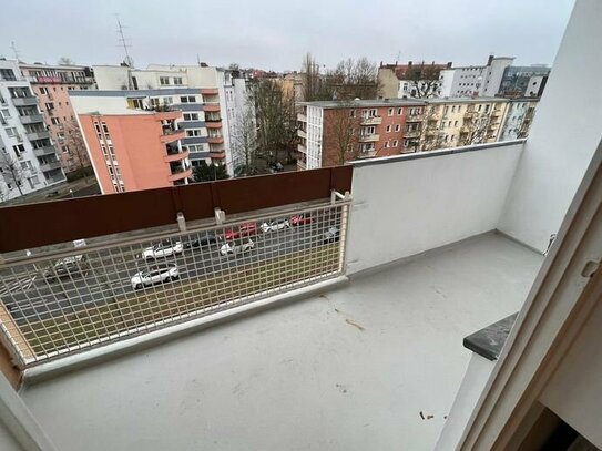 Charlottenburg: ERSTBEZUG: voll möblierte LUXUS Apartments - 32 - 61 m² per SOFORT zu VERMIETEN