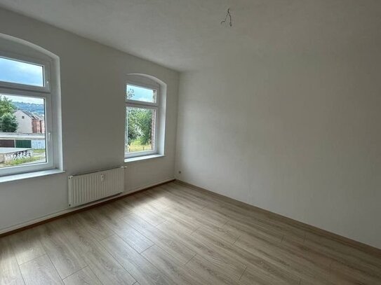 4-ZIMMER-WOHNUNG ++ NEU RENOVIERT ++ GLEICH EINZIEHEN