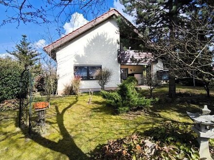 Grünes Familienidyll in Pfaffenhofen Ortsteil, mit Garten, Garage und moderner Heiztechnik!