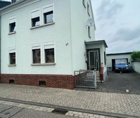 Vermietetes renovierungsbedürftiges 1-2 Familienhaus in Mülheim-Kärlich