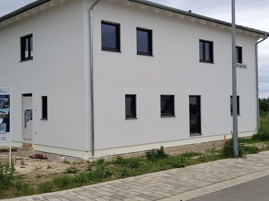 Behindertengerechtes Traumhaus mit tollem unverbaubarem Ausblick inkl. Aufzug