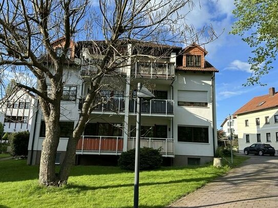 Einzug sofort möglich - 2-R-ETW mit geräumigen Balkon und Stellplatz