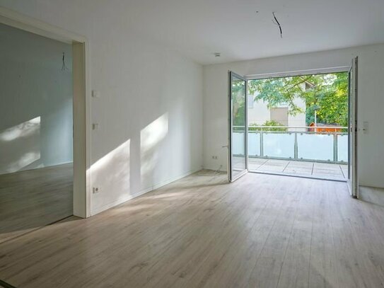 Idyllisches Wohnen: Sonnige 2-Zimmer-Wohnung mit großem Balkon und Naturblick