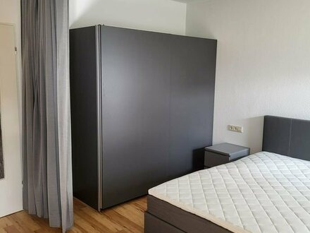 Geschmackvolle voll möblierte 2-Raum-EG Wohnung mit Balkon und EBK in Heilbronn