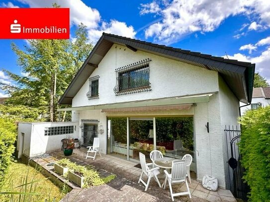 Exklusives Einfamilienhaus mit Garage! OF-Bieber West