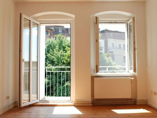 3 Raumwohnung mit Balkon im ruhigen Hinterhaus