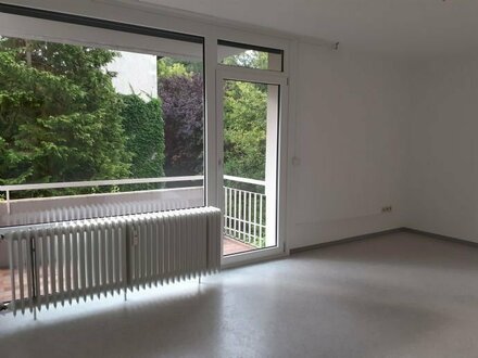 2-Zimmer-Wohnung mit Balkon in Würzburg Versbach