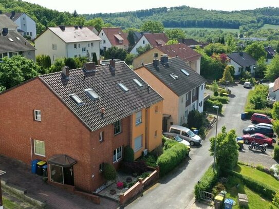 Doppelhaushälfte im Grünen - wohnen, wo andere sich erholen