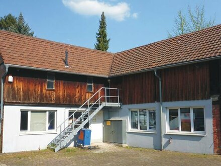 Karlsruhe-Durlach / Gewerbeflächen im Rückgebäude eines Mehrfamilienhauses zur Nutzung als Lager oder Werkstatt / ab 01…