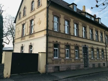 4-Raum-Wohnung.... Nähe Schloßteich