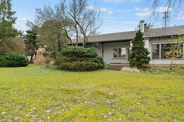 360° I Zur Neugestaltung: Einfamilienhaus mit altem Baumbestand + großem Garten in Altenstadt!