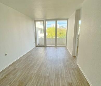 Modernisierte 1-Zimmer-ETW mit Balkon in Erlangen-Buckenhof (ERBBAURECHT)