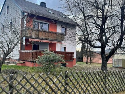 Mehramilienhaus in guter Wohnlage von Schönwald mit Nebengebäuden