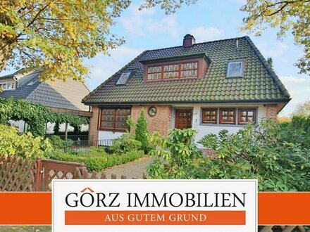 Begehrte Lage ! Großzügiges Einfamilienhaus mit Bauvorbescheid für zusätzliches rückwärtiges Baugrundstück.