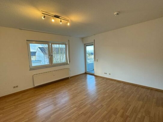 3 ZKB mit Balkon und Garage