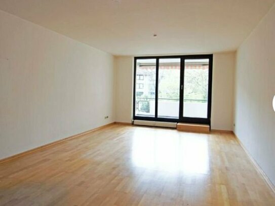 ** Wunderschöne 2-Zimmerwohnung mit Loggia in Düsseldorf **