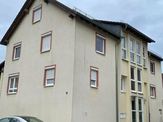 Top-Anlage mit 4 vermieteten Wohnungen in Bad König