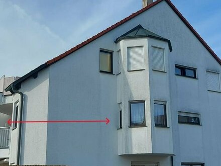 Tolle Wohnung mit Balkon 1. OG