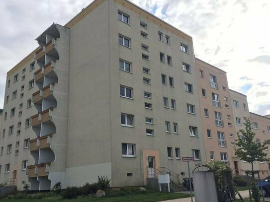2-Zimmer-Wohnung mit Balkon und Pantryküche im Ostseeviertel