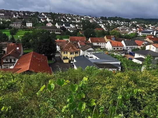 Entwickeltes Baugrundstück mit Baugenehmigung für 4 Doppelhaushälften liegt vor