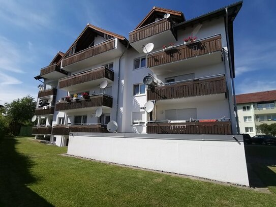 Helle 3 Zimmer Wohnung mit Balkon und Tiefgaragenstellplatz in Bonndorf