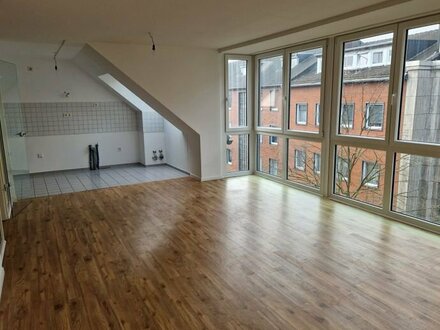 **helle und schöne 4 Zimmer Maisonette Wohnung mit Dachterrasse in Duisburg Neudorf-Nord**