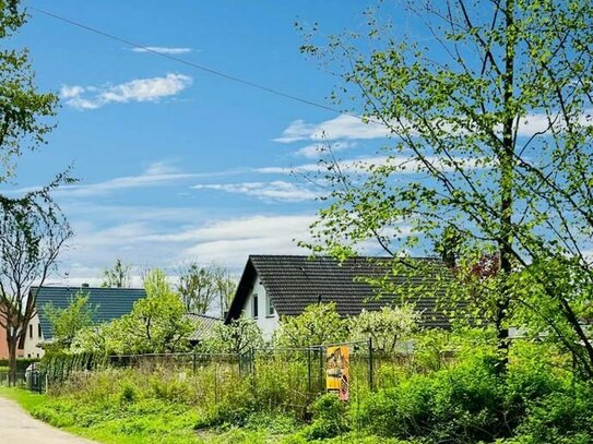 Grundstück für Ihren Neubau in beliebter und ruhiger Lage mit Baugenehmigung