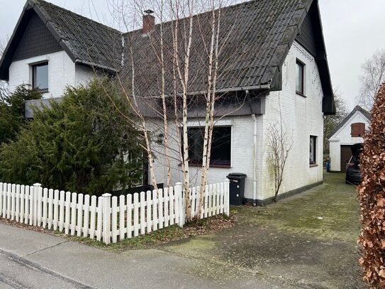 Renovierungsobjekt mit Weitblick: Charmantes Haus und weitläufige Koppel