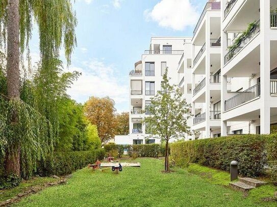 Ruhe-Oase mit Gartenterrasse nahe Ku'damm