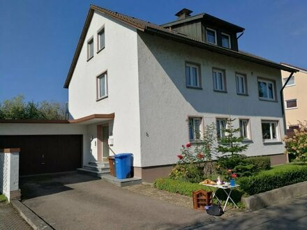 Schöne 3 Zimmer Wohnung in ruhiger Lage in Markelfingen