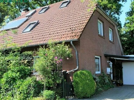 Super Wohnlage! Ein geräumiges Einfamilienhaus mit Einliegerwohnung, Wintergarten und Garage