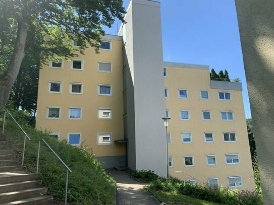 Praktische 1-Zimmer-Wohnung mit Balkon und Garage