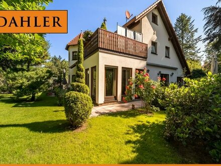House with wonderful garden - within walking distance to Sacrower- and Groß Glienicker lake