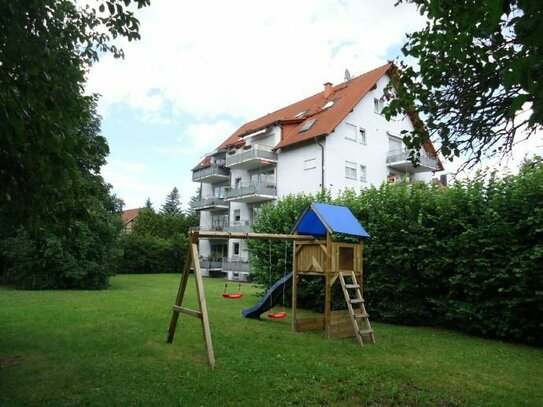 Sonnige, ruhig gelegene 3-Zimmer-Wohnung mit Balkon und Blick ins Grüne