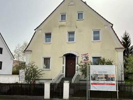 Wohnhaus in zentraler Stadtlage mit 2 Wohneinheiten