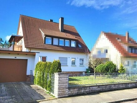 RESERVIERT - Massiv gebautes 2 Familienhaus - auf einem ca. 758 m² großen Grundstück - Wendelstein / OT.