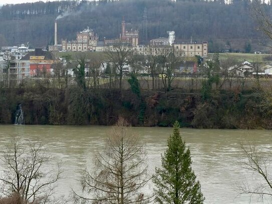 4-Zimmer-Wohnung in Rheinfelden-Warmbach mit Einbauküche und großem Südbalkon mit Rheinblick