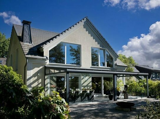 Freistehendes Einfamilienhaus in Fröndenberg-Dellwig - Topp Ausstattung - Vollkeller mit Tiefgarage