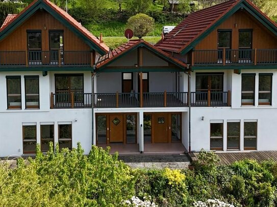 2 Einfamilienhäuser mit Carport, Garten und wunderschöner Aussicht in Rothenberg zu verkaufen!