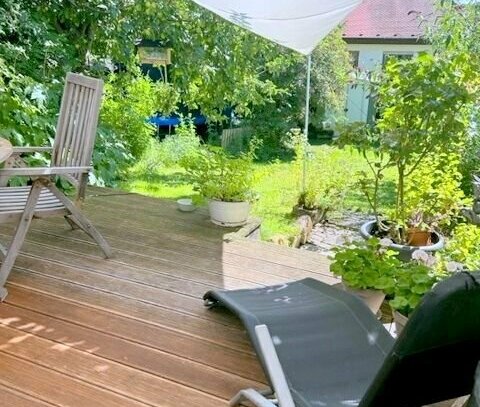 ++Attraktives Reihenhaus mit Studiowohnung und Dachterrasse mit Weitblick / 2x Bad / ruhige gute Wohnlage++