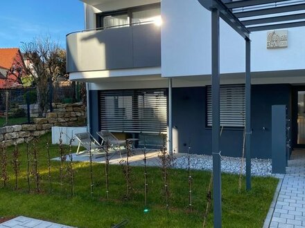 Möblierte 2,5-Zimmer-Wohnung mit Terrasse und Smart-Home-Funktion