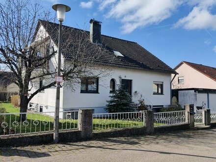 Charmantes Einfamilienhaus mit Einliegerwohnung